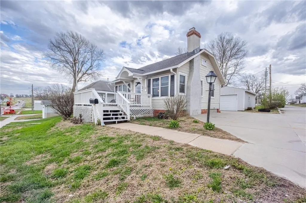 106 US 136 E HWY, Rock Port, MO 64482