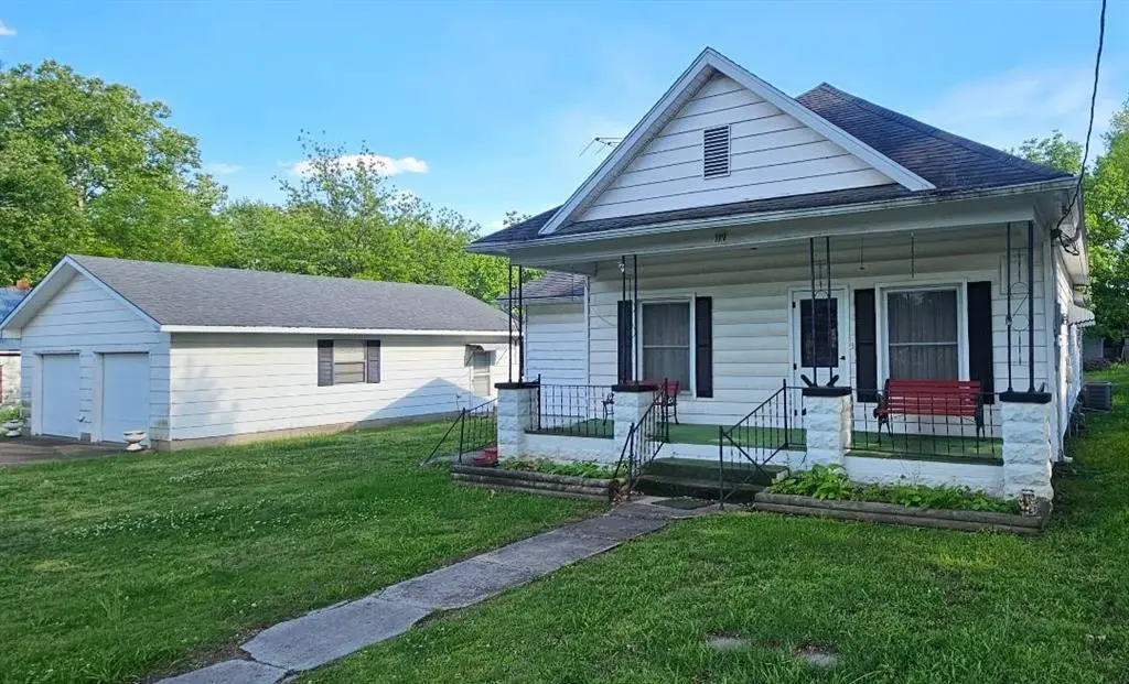 119 E 3rd ST, Mulberry, KS 66756