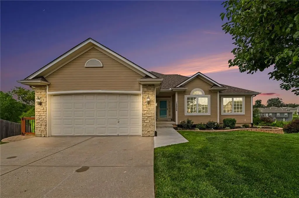16906 Meadow Creek CT, Belton, MO 64012