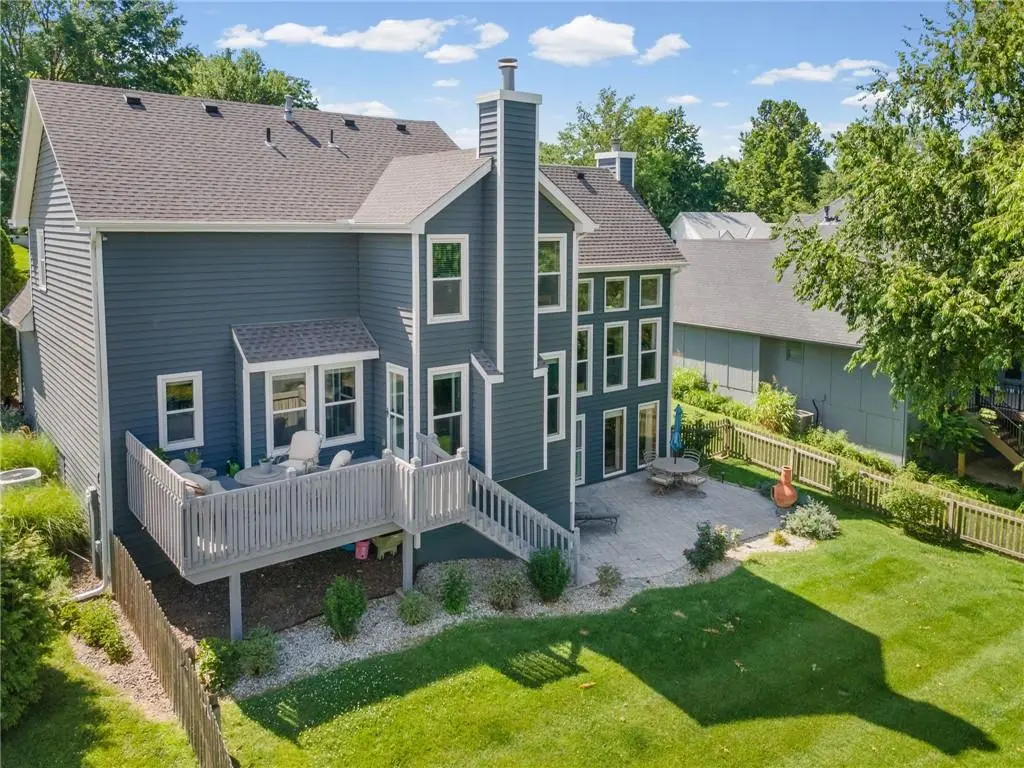 5901 NW Liston CT, Kansas City, MO 64151