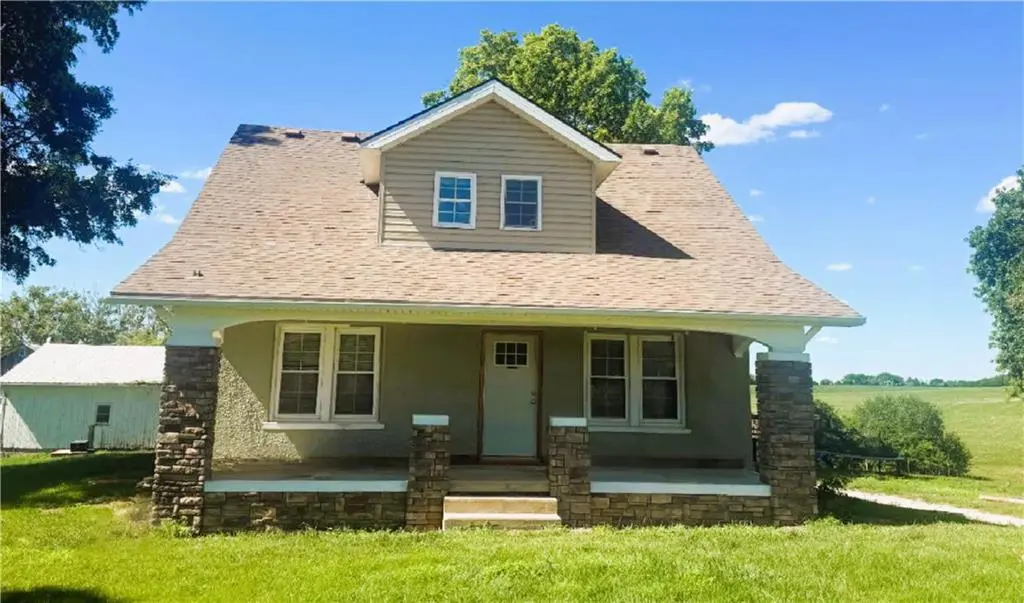 19319 County Road 296 RD, Cosby, MO 64436