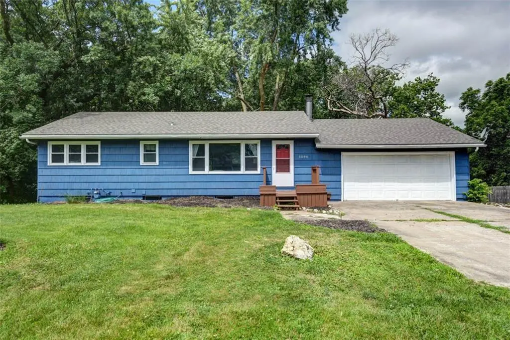 8840 N Forest AVE, Kansas City, MO 64155