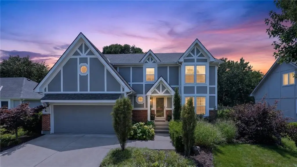 22413 W 53 ST, Shawnee, KS 66226