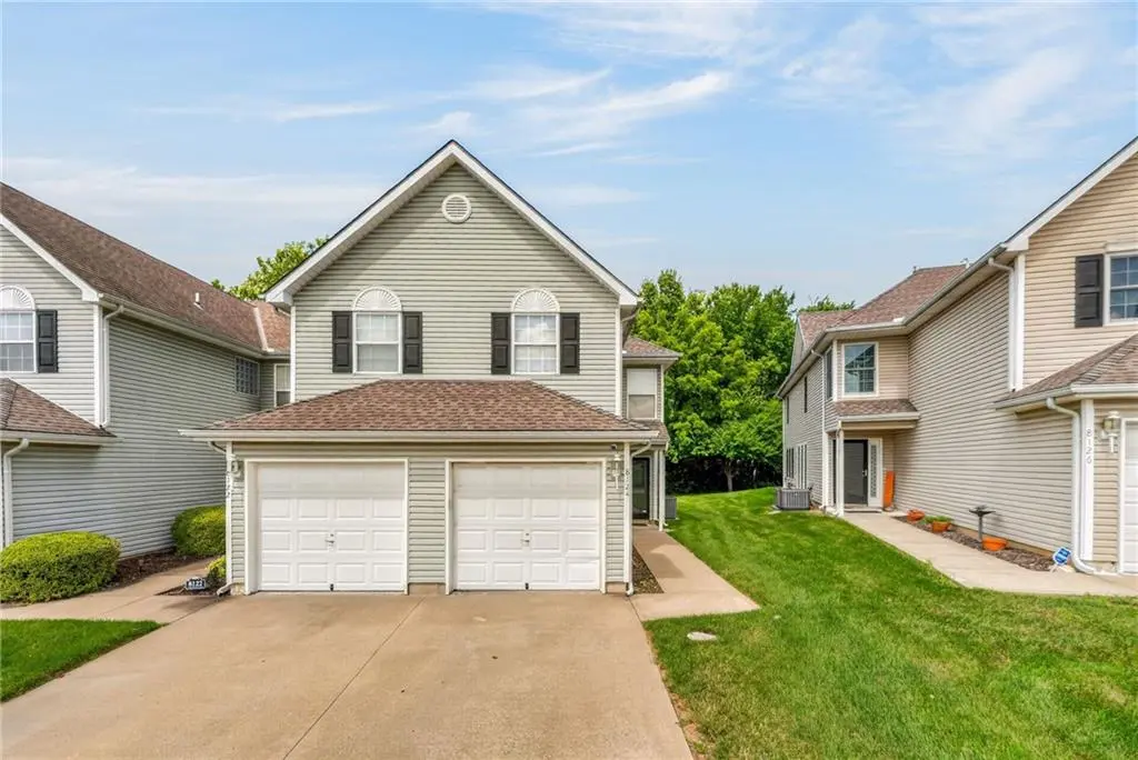 8124 N Elmwood AVE, Kansas City, MO 64119