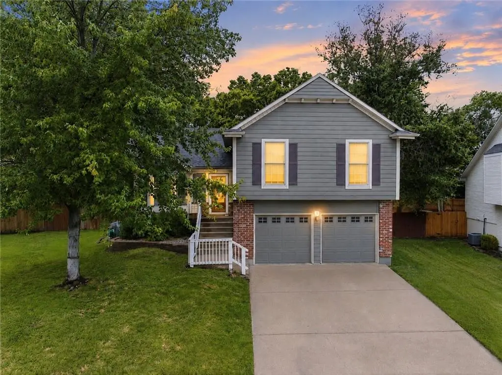 22625 W 64th TER, Shawnee, KS 66226