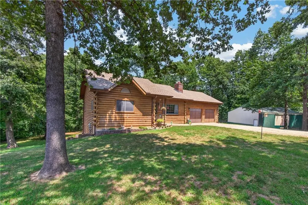 6921 Bryant Knob RD, Wellington, MO 64097