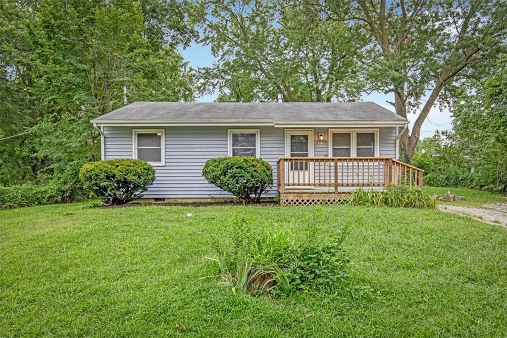 7209 NE 51st ST, Kansas City, MO 64119