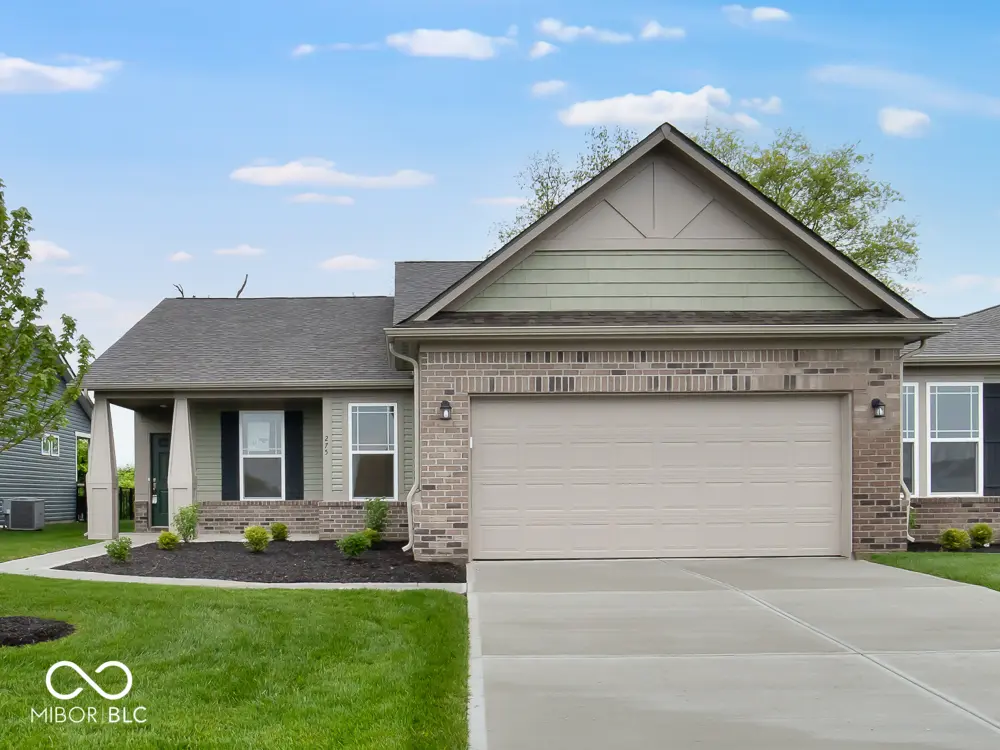 275 Hunters Ridge DR, Danville, IN 46122