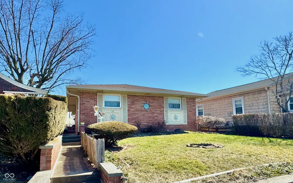 75 S 11th AVE, Beech Grove, IN 46107