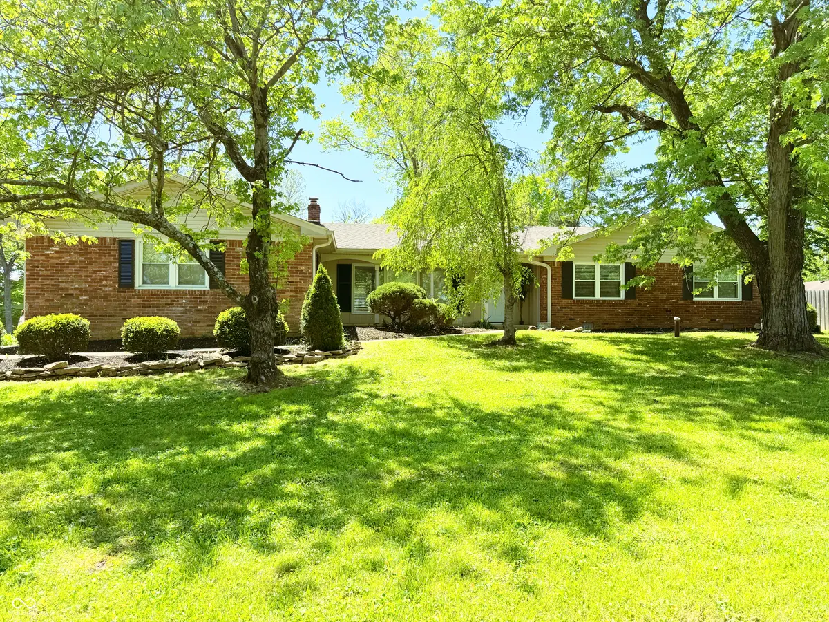 8835 Briarclift RD, Indianapolis, IN 46256