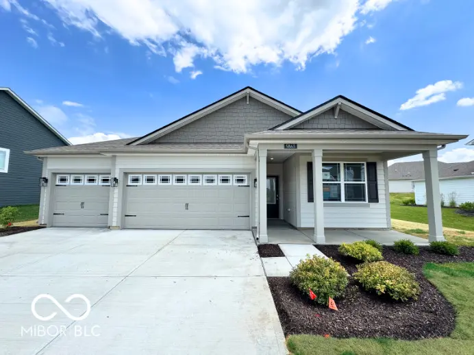 5863 Handbell LN, Greenwood, IN 46143