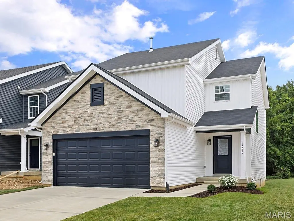 2 Fieldcrest at Oakshire, O'fallon, MO 63385