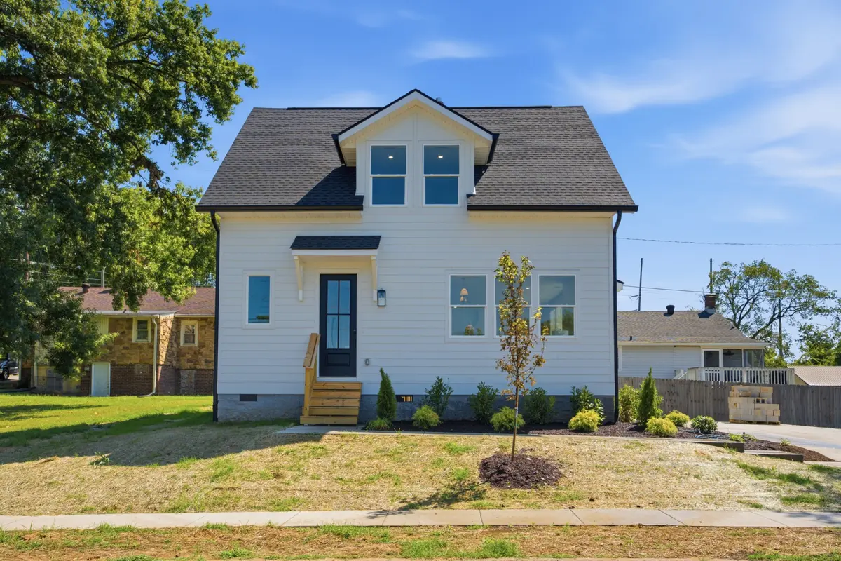 1205 Cunningham St, Old Hickory, TN 37138