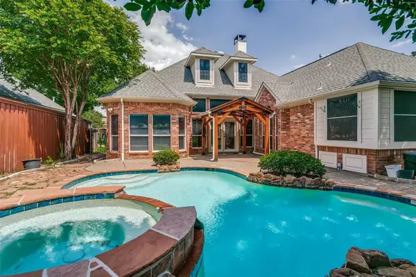 2409 Candlebrook Drive, Flower Mound, TX 75028