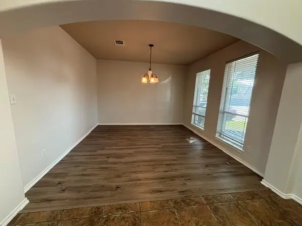 92 White Magnolia CIR, Austin, TX 78734