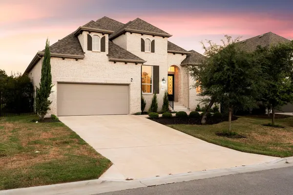 586 Two Creeks LN, Austin, TX 78737