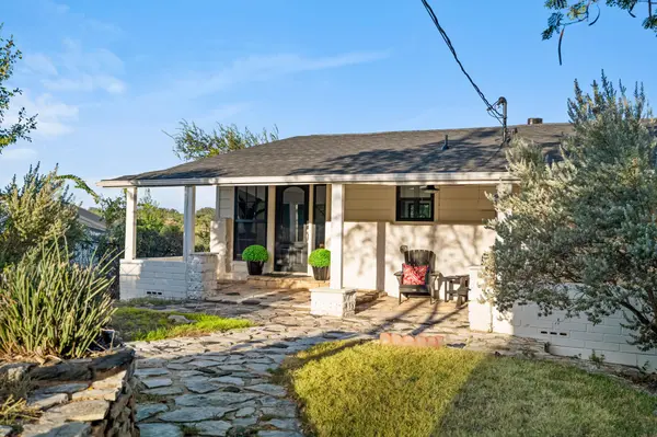 1201 Lake Shore DR, Spicewood, TX 78669