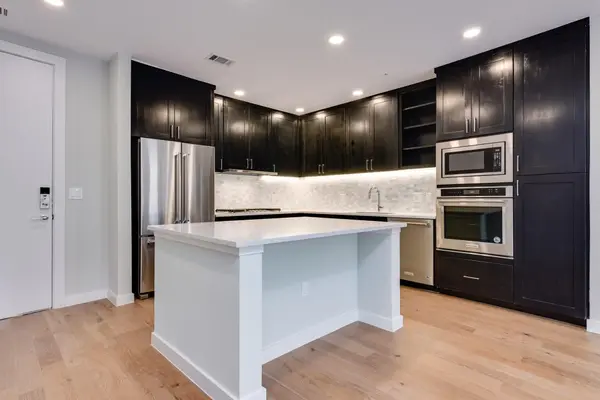 900 S 1st ST #307, Austin, TX 78704