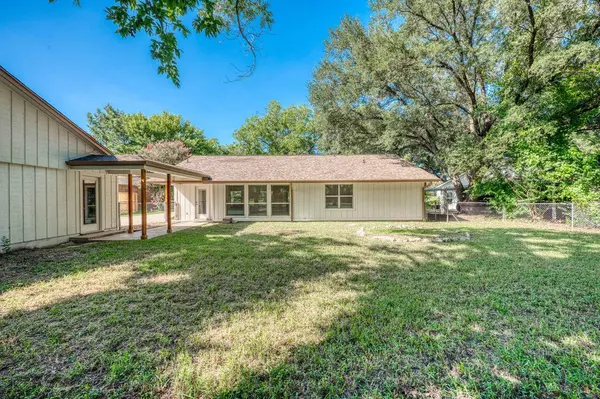 319 Columbine ST, Marble Falls, TX 78654