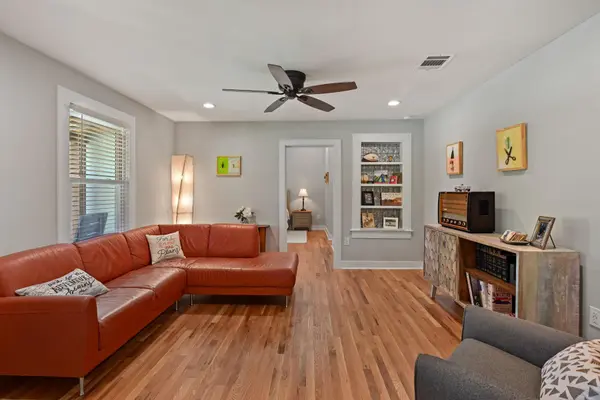 1217 Fairground ST, Taylor, TX 76574