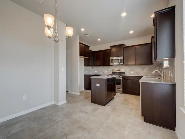 2004 Braunig CV, Round Rock, TX 78664