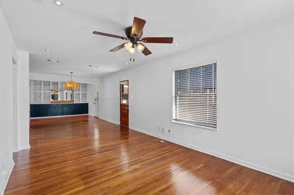 7808 Northwest DR, Austin, TX 78757