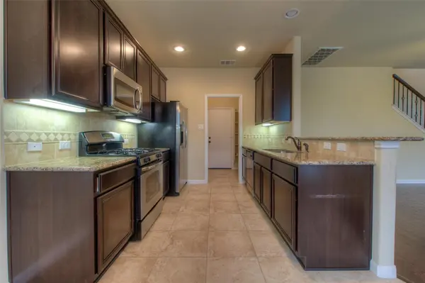 8608 White Ibis DR, Austin, TX 78729
