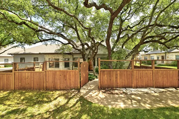 8701 Escarpment BLVD #103, Austin, TX 78749