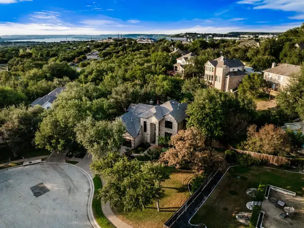 12104 Estrada CT, Austin, TX 78732