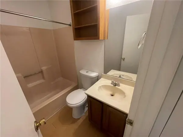 1648 Post RD #4, San Marcos, TX 78666