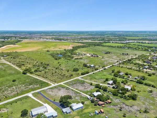 6580 Pfeil RD, Schertz, TX 78154