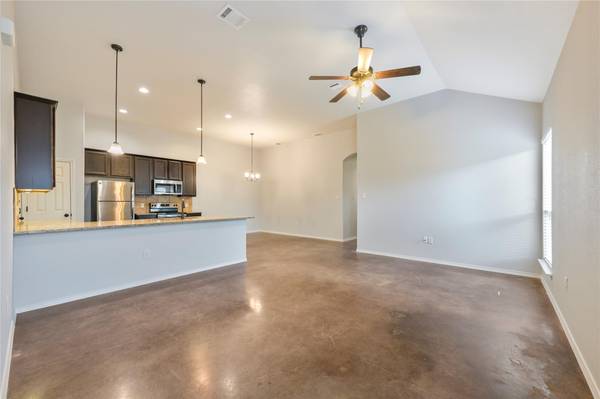 265 Joanne LOOP #B, Buda, TX 78610