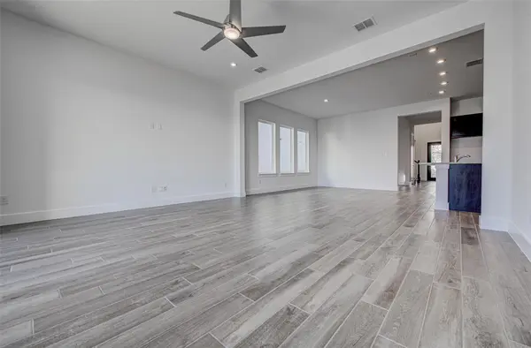 8604 Pine Muhly DR, Lago Vista, TX 78645