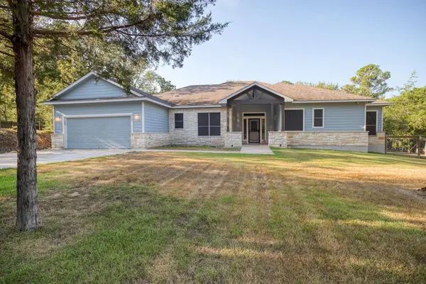 117 W Kamoi CT, Bastrop, TX 78602
