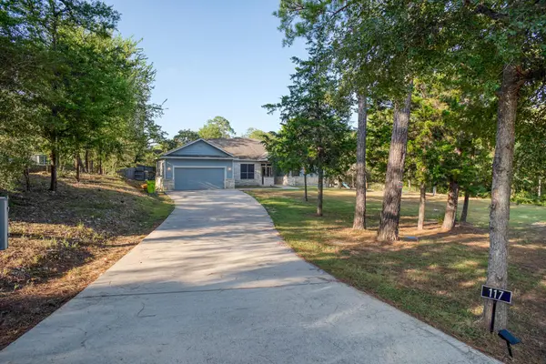 117 W Kamoi CT, Bastrop, TX 78602