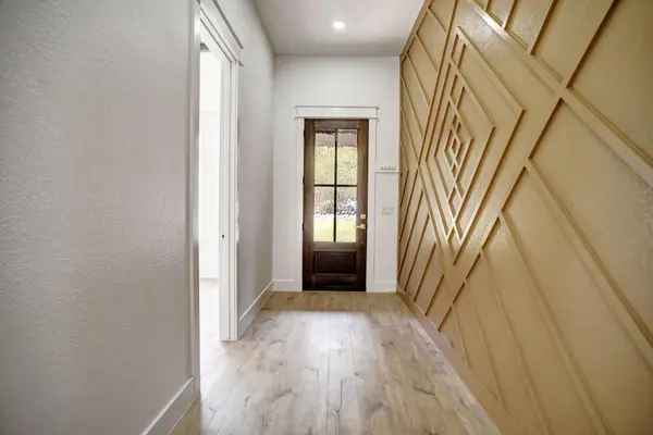 110 Mamalu, Bastrop, TX 78602
