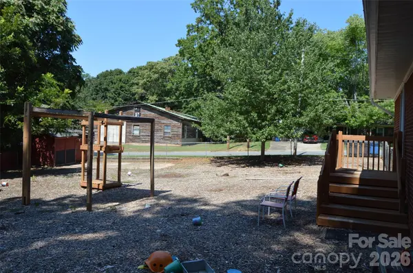 437 Hillcrest RD, Statesville, NC 28677