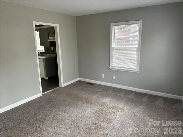 3942 Tillman RD, Charlotte, NC 28208
