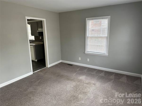 3942 Tillman RD, Charlotte, NC 28208