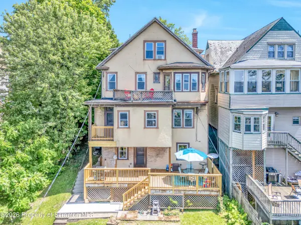 911 Clay AVE, Scranton, PA 18510