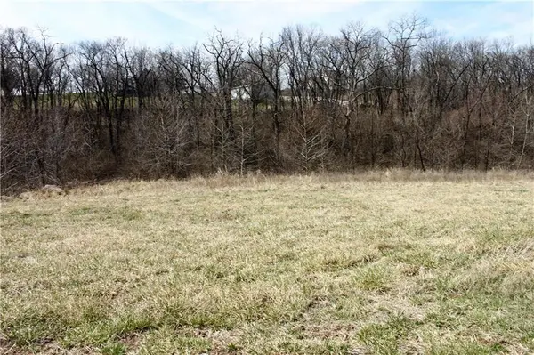 10000 N Cypress  (LT 9) AVE, Kansas City, MO 64156