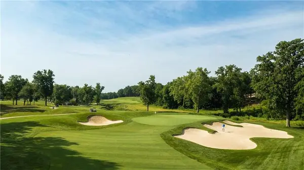 17170 Galloway DR, Stilwell, KS 66085