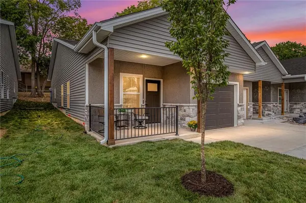 5826 Hunter CT, Raytown, MO 64133