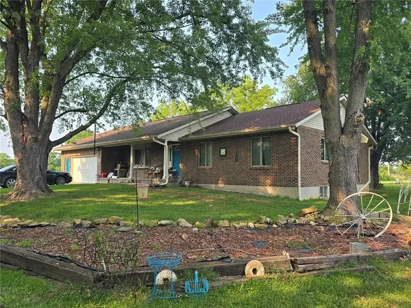 352 NE 1150 RD, Calhoun, MO 65323