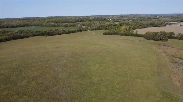 SW Burlingame RD, Topeka, KS 66619