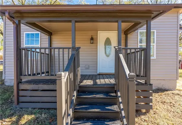 306 N Olive ST, Otterville, MO 65348