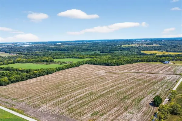 W 223 ST, Edgerton, KS 66021