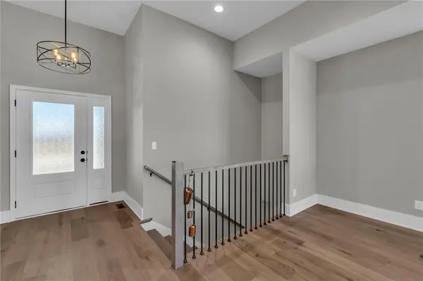 1111 Old Time DR, Excelsior Springs, MO 64024