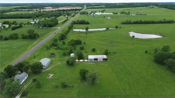 27880 Cedar Niles RD, Paola, KS 66071