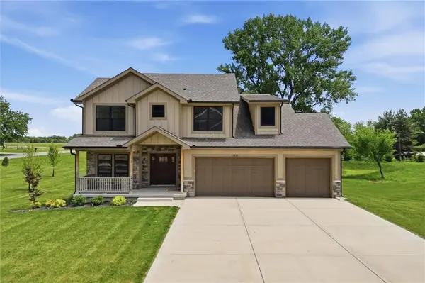 13525 Oakridge DR,  Kearney,  MO 64060